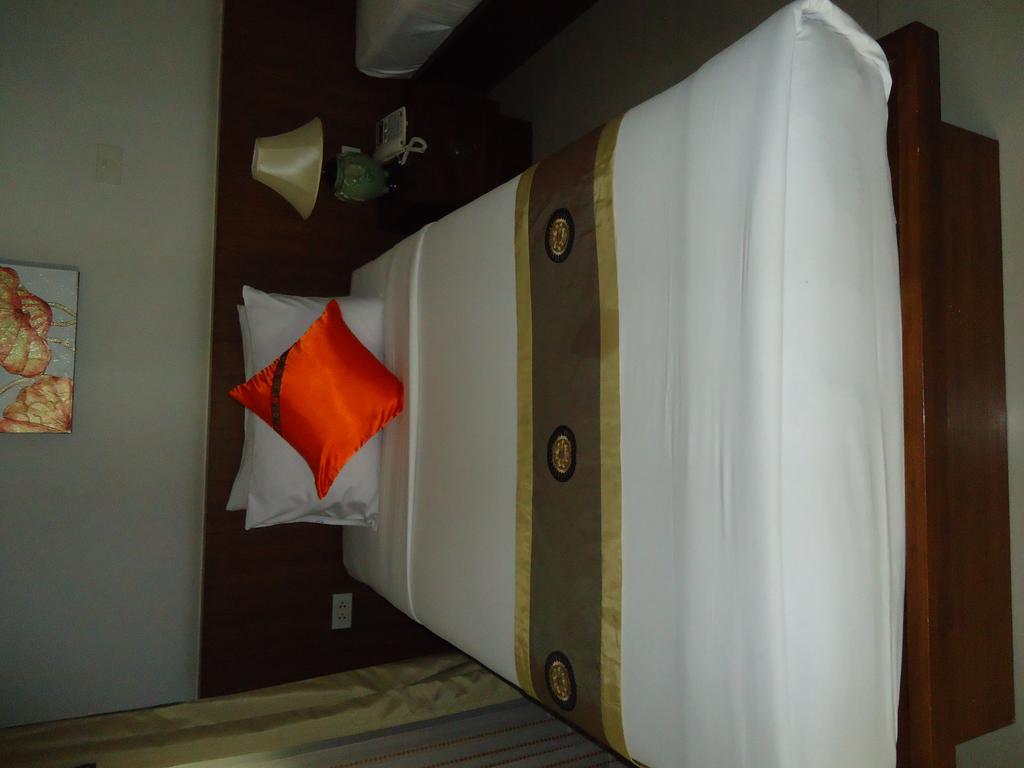 Top North Hotel Chiang Mai Eksteriør bilde